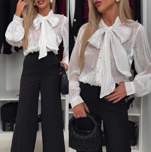 Red Temperament Women'S Long Sleeve Shirt