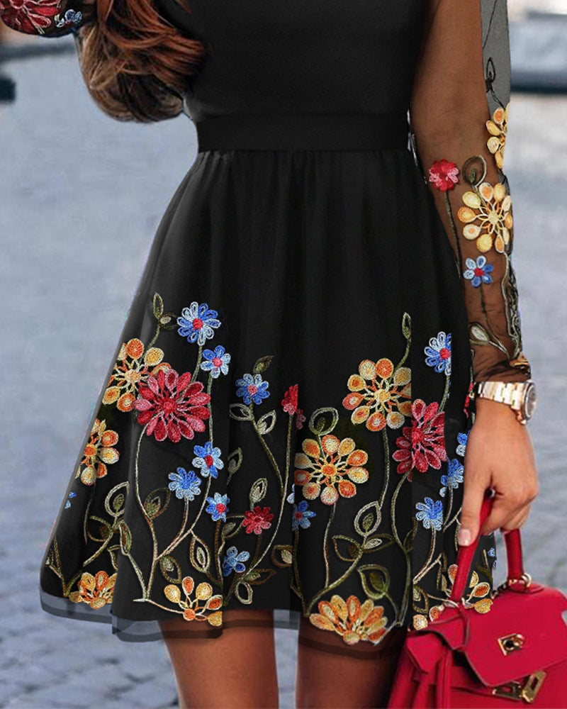 Embroidered Mesh Spliced Long Sleeved Dress