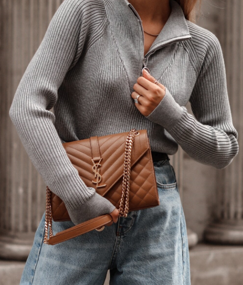 Solid Color Temperament Long Sleeve Knitted Sweater