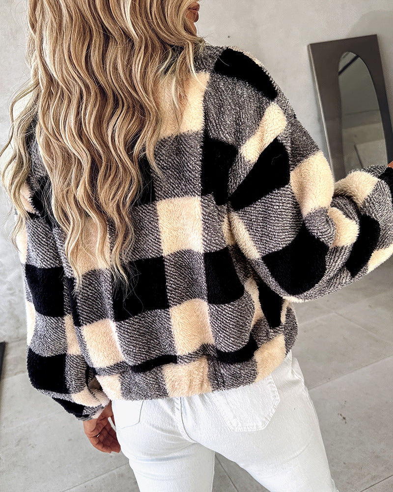 Temperament Plaid Long Sleeved Jacket