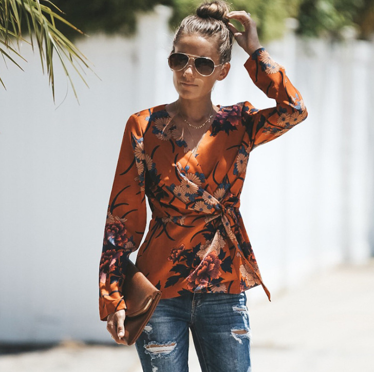 Fashion Print V-neck Chiffon Long Sleeve Shirt