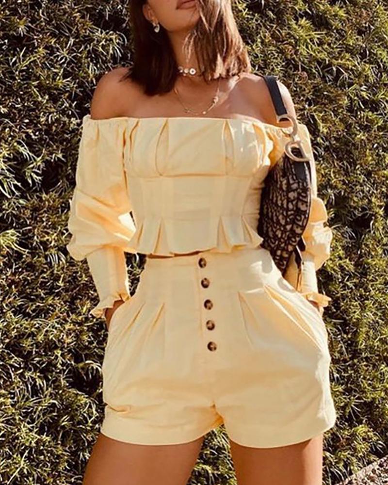 Design Off Shoulder Ruffles Ruched Top & Buttoned Shorts Set