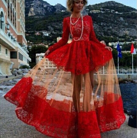 SEXY LONG-SLEEVED LACE DRESS