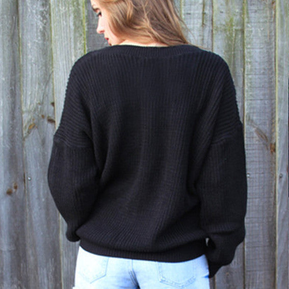 Round neck long-sleeved knit sweater