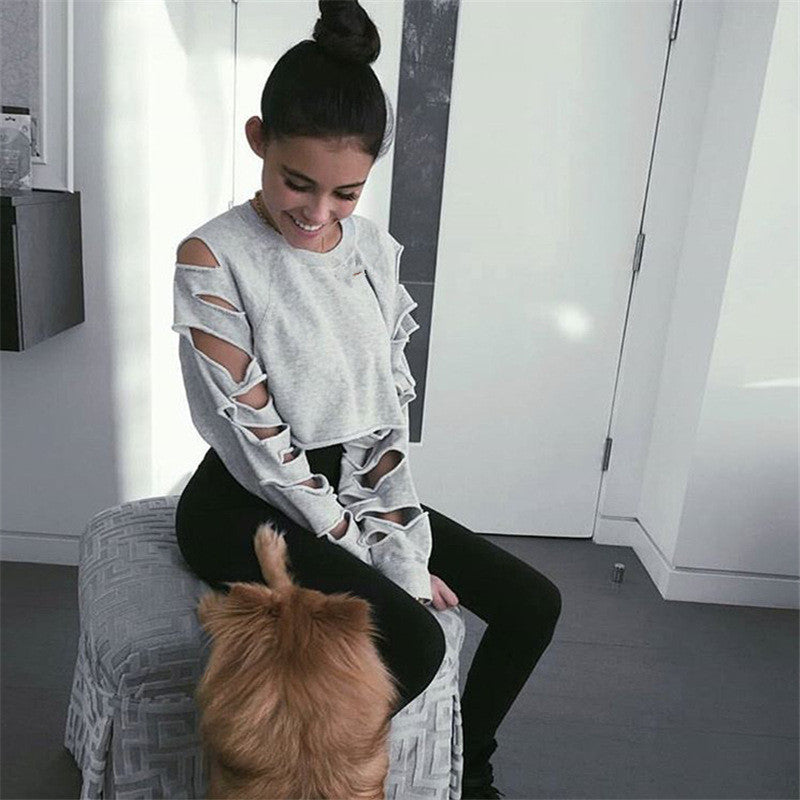 Solid color round neck long-sleeved sweater