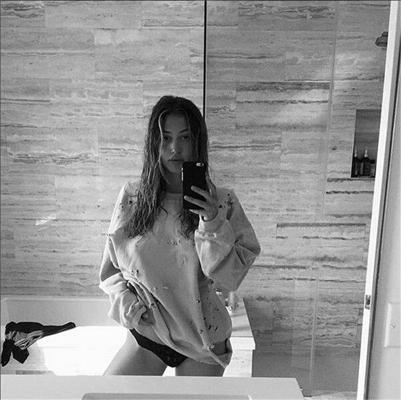 Casual long-sleeved round neck bat sleeve sweater