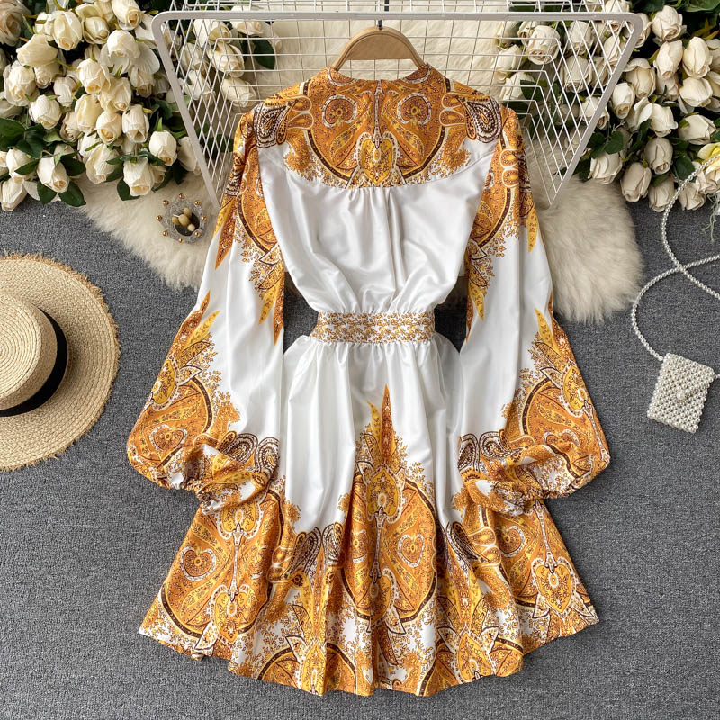 Retro Print Design Sense V-Neck Bubble Long-Sleeved Buttoned Dress
