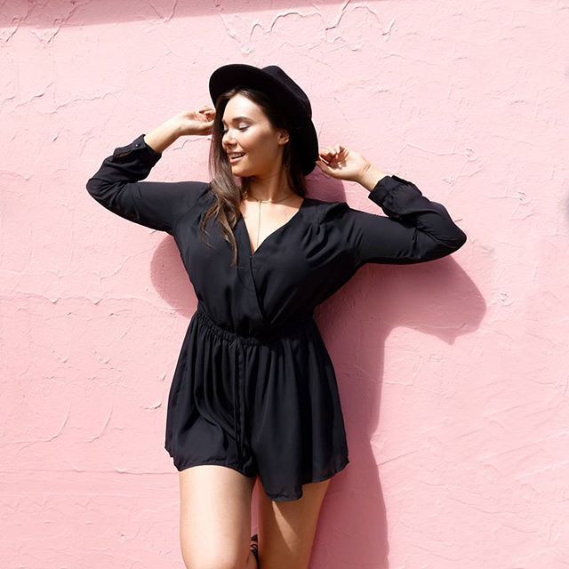 Women's Sexy V-neck Long Sleeve Jumpsuit