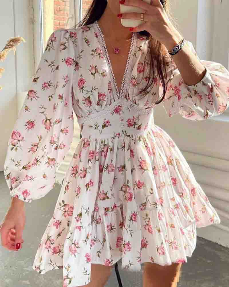 Long Sleeve Chiffon V-Neck Printed Lace Dress