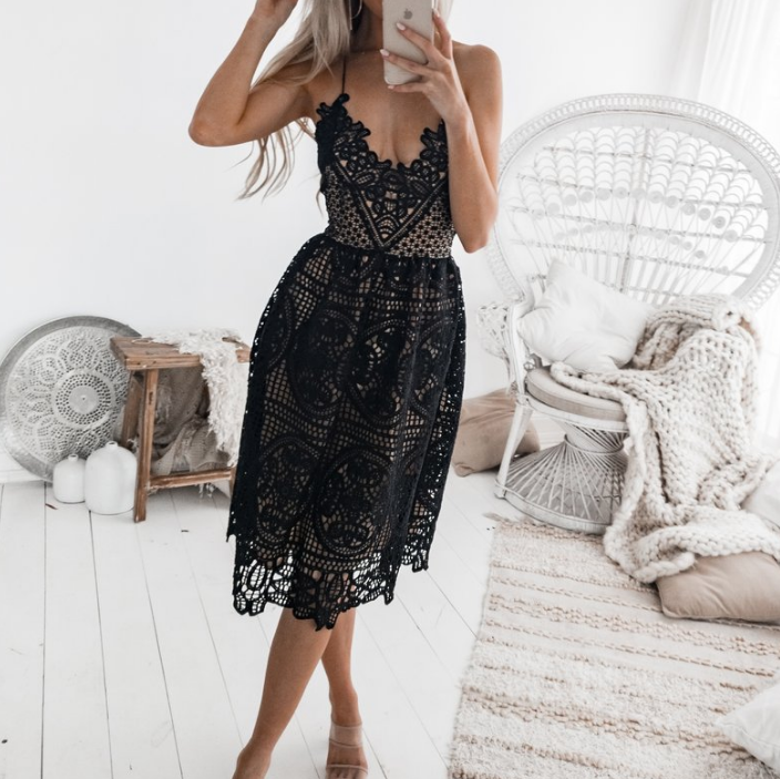 Solid Color Sling Lace Halter Dress