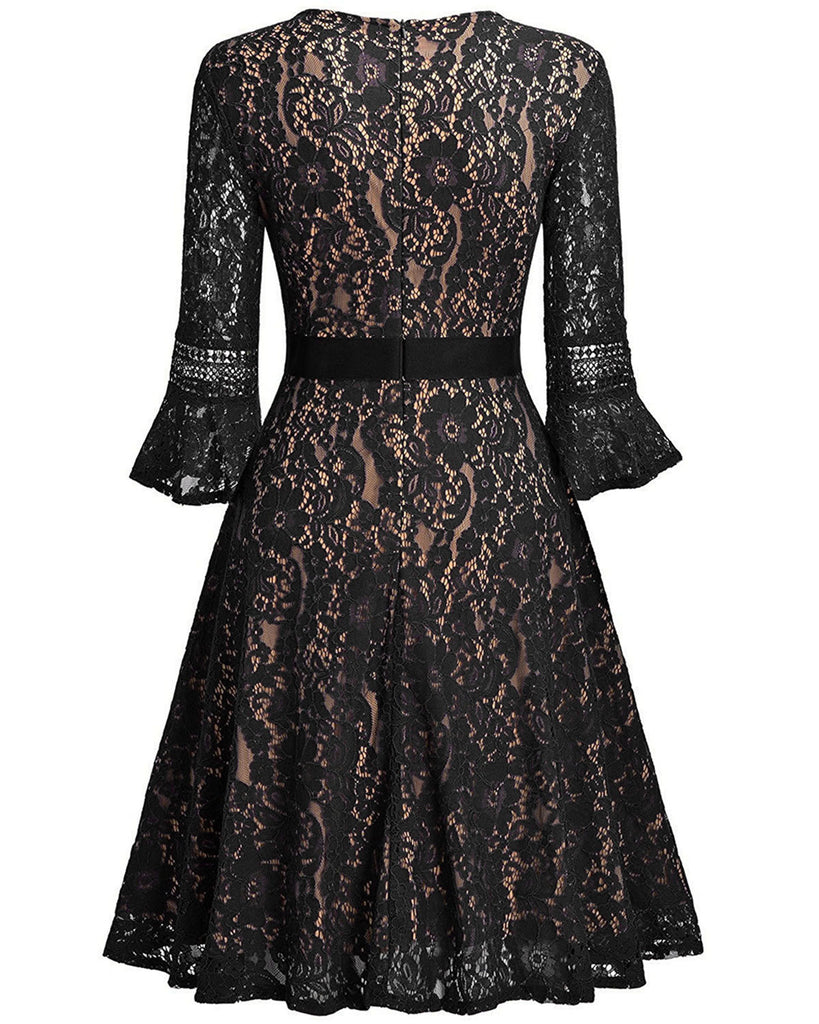 Solid Color Round Neck Lace Slim Dress