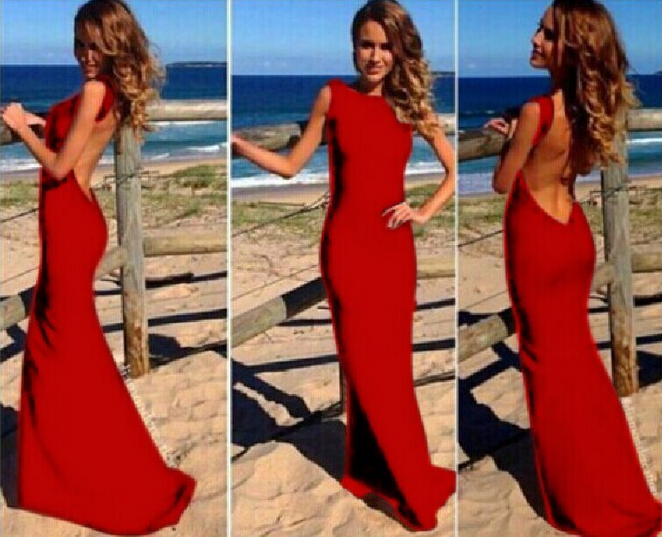 Sexy sleeveless halter dress