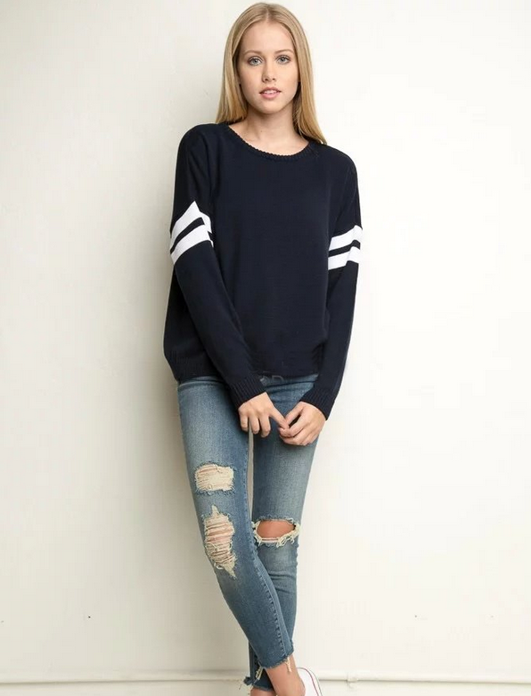 Loose striped long-sleeved knit sweater