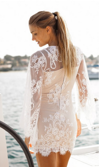 Fashion V-Neck Long-Sleeved Lace Dress