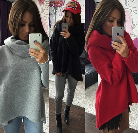 LONG-SLEEVED HOODED SWEATER