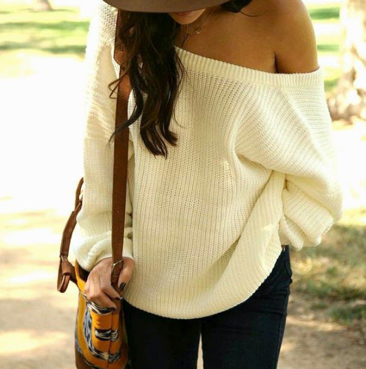 Loose long-sleeved knit sweater