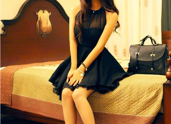 Sexy Chiffon Halter Dress