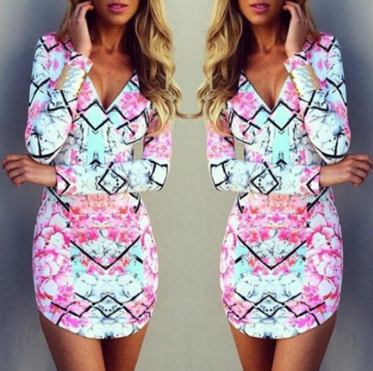 SLIM V-NECK LONG-SLEEVED PRINTED DRESS