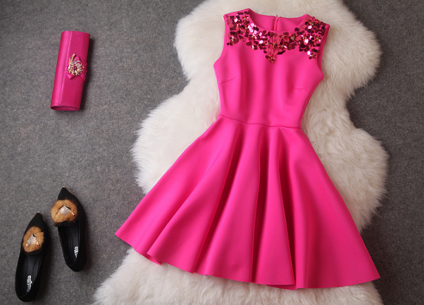 Round Neck Sleeveless Sequined Mini-Dress