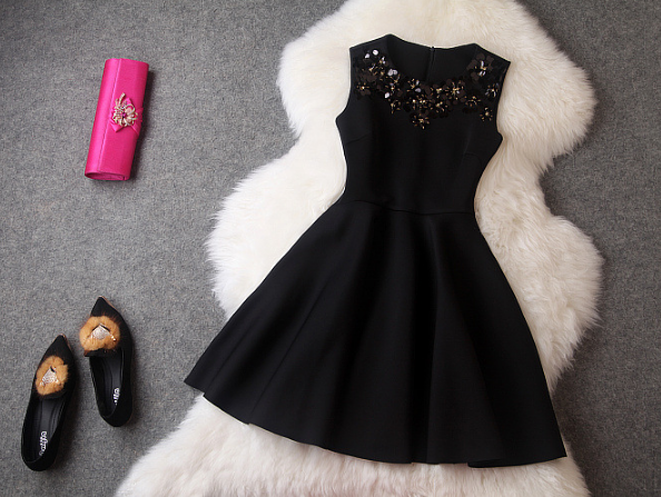 Round Neck Sleeveless Sequined Mini-Dress