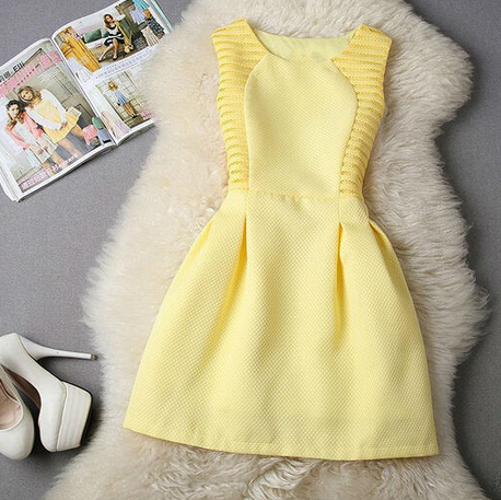 Fashion Round Neck Sleeveless Dress