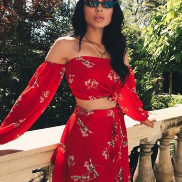 Spring Summer Trending Women Stylish Sexy Chiffon Red Flower Print Off Shoulder Long Sleeve Shorts Skirt Two Piece