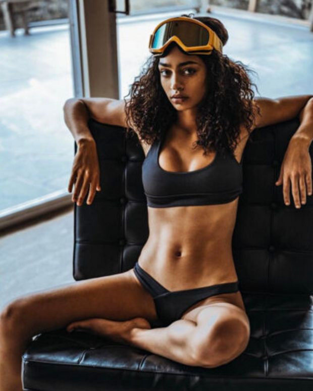 Sexy Fashion Thong Low-Cut Beach Bikini Set Swimsuit Swimwear