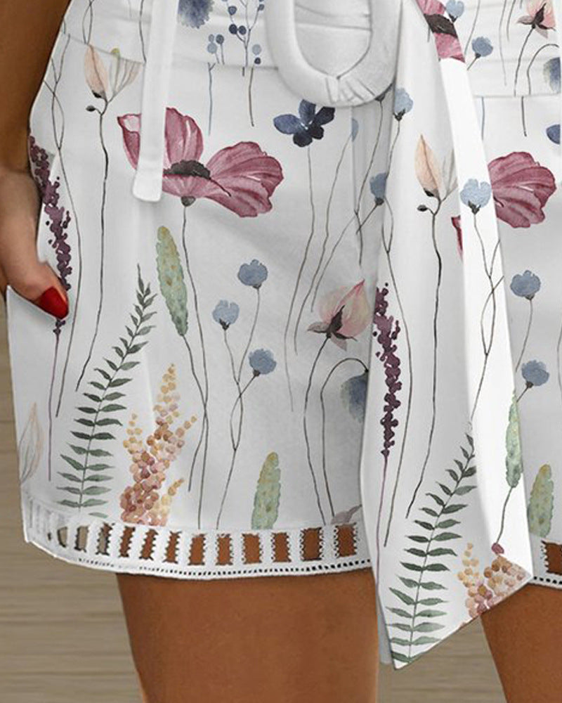 Temperament Elegant Loose Fitting Floral Shorts