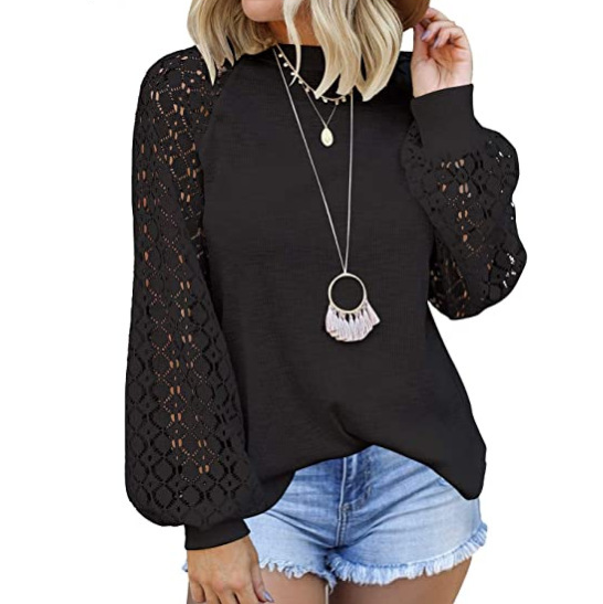 Loose Round Neck Long-Sleeved Lace Stitching Top
