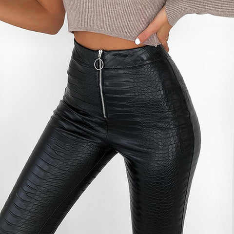 Sexy Hole Exposed Knee Jeans