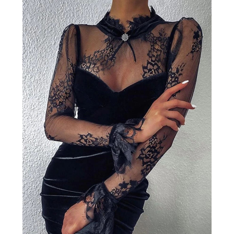 Solid Color Lace Splicing Long Sleeve Dress