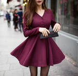 Solid color v-neck long-sleeved dress