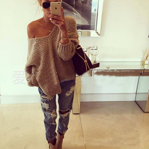 Solid color round neck long-sleeved sweater
