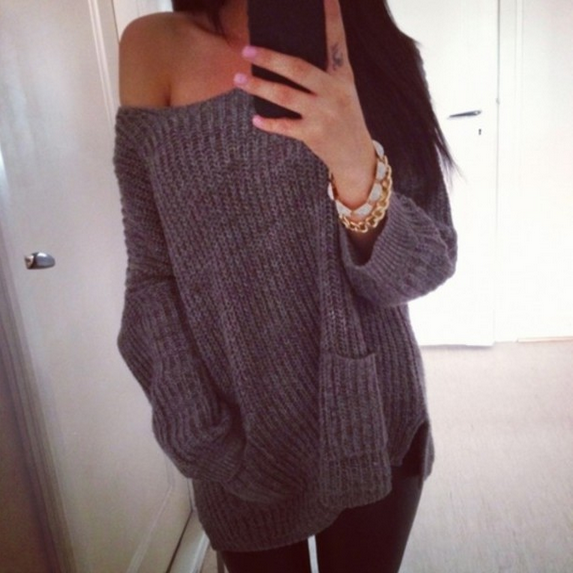Casual long-sleeved knit sweater